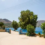 Faros 4*