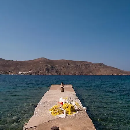 Faros מלון דירות Livadia (Tilos)