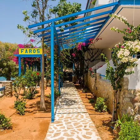Faros מלון דירות