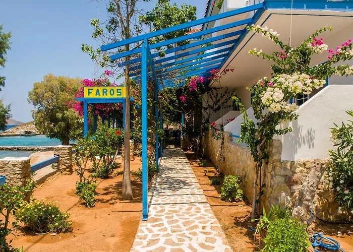 Faros 아파트호텔