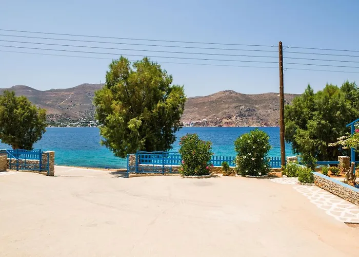 아파트호텔 Faros Livadia (Tilos)